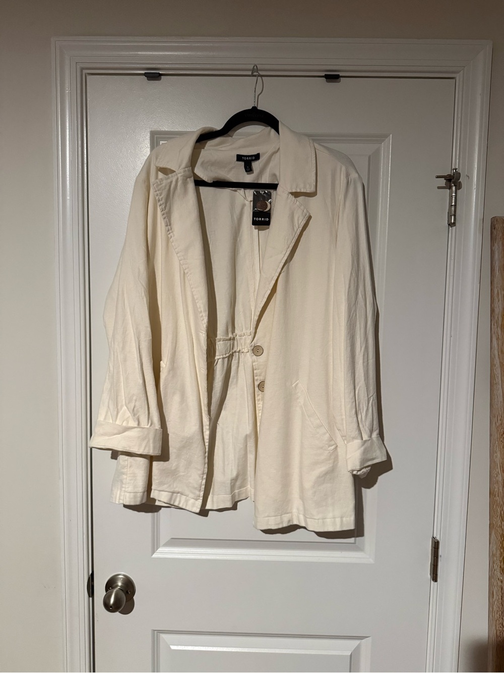 torrid Cream Open-Front Lightweight Trench Blazer